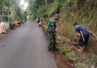 Babinsa Pasanggrahan Bersama Warga Gelar Karya Bakti Bersihkan Lingkungan
